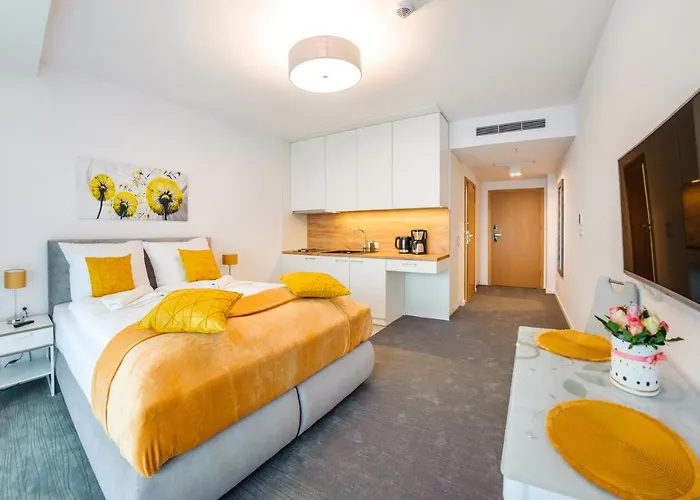 Seaside Kolobrzeg, Sun & Snow * קולובז'ג