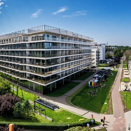 Apartamenty Sun & Snow W Obiekcie Seaside Kolobrzeg Kolobřeh